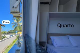EM frente à PRAIA; 2 quartos; WiFi 300 mbs; até 6 pessoas; no 2 pavimento; Estacionamento Gratuito 1 carro - Porto Seguro - 1