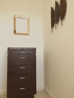 Penthouse-2 bed-2 Bath-Free Parking - Bedford - 4