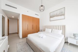 Bellevue Towers 2BR View Burj Khalifa - 4