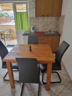 Apartments Mare - Sukošan - 4
