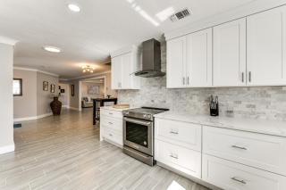 Waterfront Retreat with Pool in Sarasota - Sarasota - 5