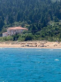 Beach Front Villa - - 0