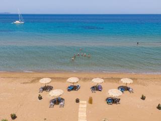 Beach Front Villa - - 5