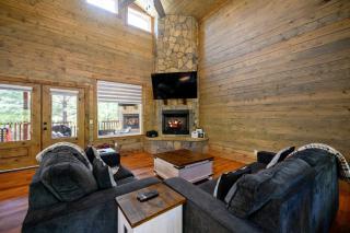 Serenity Pines-3bd/2bth, Sleeps 8, Hot tub+Arcades - Stephens Gap - 3