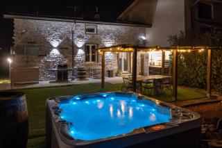K10 Luxury Villa, Pool, Private Spa, Gym & Garden, Como - 8