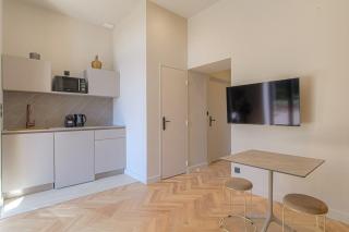 Studio lumineux avec terrasse, à deux pas de Lyon - Écully - 4