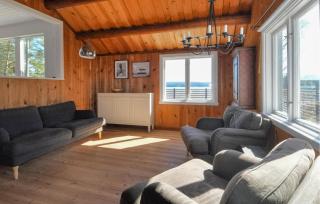 Beautiful Home In Årjäng With Lake View - Årjäng - 8