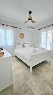 Tinos Seaside Gem - Cycladic 2BR 500m from Center - 0