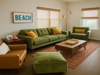Newly Build! Island Charm Balcony Vibes 3 Min to Beach - Galveston - 0