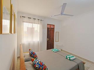 Coastal 1-Bedroom Escape, 0742 for 616 then 120 - Mombasa - 2