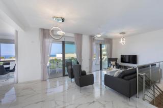 Luxury Paphos Villa Villa Adaris 5 Bedroom Villa Private Swimming Pool Sea Views - Peyia - 0