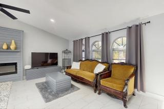 The Coastal Daisy - Yonkers - 9