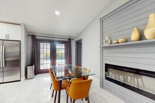 The Coastal Daisy - Yonkers - 6