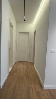 Spacious Luxury Apartment - 1