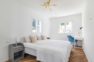 Luxury beachfront Villa - Seget Vranjica - 5
