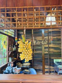 Homestay Nhà Bên Suối - - 7