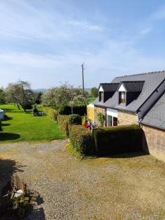 Le Jardin B&B - Isigny-le-Buat - 9