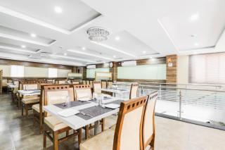 Capital O SKY GRAND - Hyderabad - 1