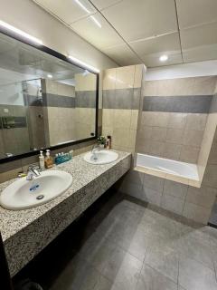 Sky and sea luxury emaar 2 and 3 bed apartments - 5