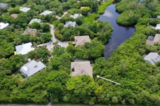 Sandy Feet Retreat - Sanibel - 6