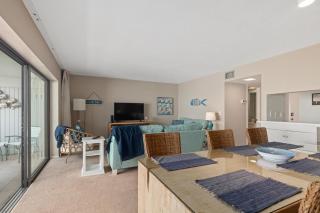 Mariner Pointe 323 - 8