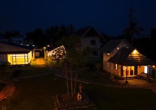 JC Den Private Villas Kochi by VOYE HOMES - Cochin - 9