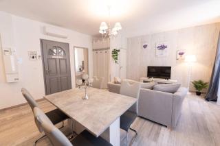 Charme et caractère au centre classé 3 étoiles - Riez - 9