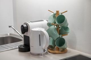 12 Minutes to Schönbrunn I 5 Minutes to Metro U3 - 0