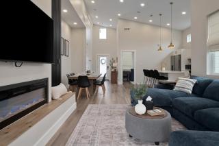 Modern Lake House 3 Blocks from the Lake! - 4