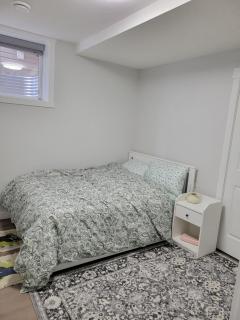 Cozy and Modern Suite - Your Home Away from Home! - Calgary - 3