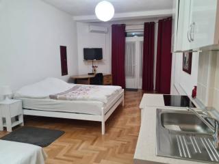 Charming cozy apartment - 1
