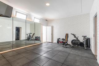 Chic Villa With Pool & Near Beach - El Carrer del Canonge - 6