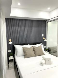 SM Bicutan Rooms by K&A - Manila - 0
