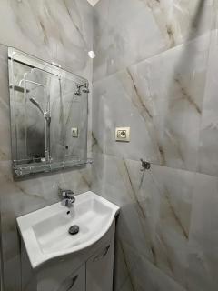 Historical City Center Flat - 1