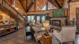 Jazzy's Cozy Creekside - 5