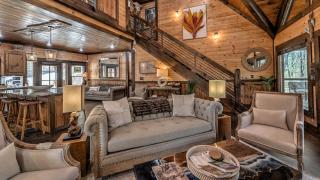 Jazzy's Cozy Creekside - 3