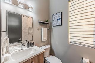 Oak Lawn Luxe Stay- Hot Tub, Arcades, Pool Table & More - Dallas - 3