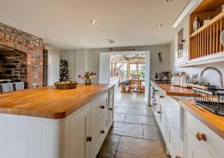 Wood Farm Barn - Brecon - 6