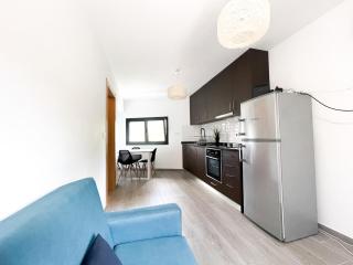 Royal House AL - 1