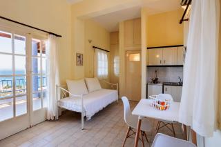 Modern Seaview Nest with Pool & Panoramic Views - Almirón - 4