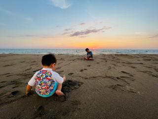 Judah-Ian Beachfront Relaxing Beachfront house with kiddie pool - - 1