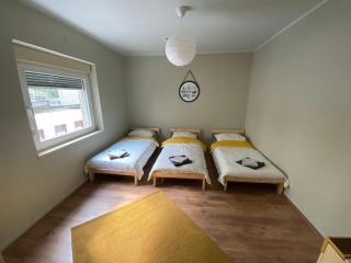 EMAS 5 Wohnung mit 3 Einzelbetten, Küche - Krefeld - 2