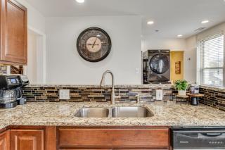 9 Mi to Fort Harrison State Park Apt in Indy - Indianapolis - 1