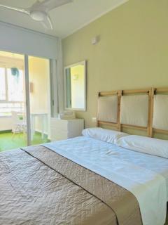 Cosy room with private terrace - Valência - 0