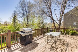 14 Mi to Kansas City Group Getaway in Liberty! - Liberty - 8