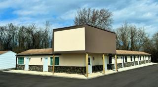 Sleepy Bear Inn - - 7