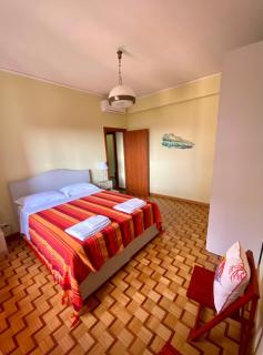 Casa Mar - Elegant Apartment with Pool and Panoramic Terrace in the Heart of Sorrento - Sorrento - 7