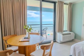 Charming Oceanfront Queen Suite! Ocean Reef 509 - Myrtle Beach - 1
