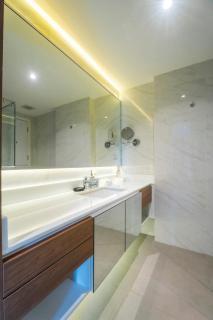 Stylish Beachfront 2BR Flat - Nai Thon Beach - 4