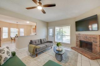 Melody Home near Grapevine DFW Airport w backyard - 0